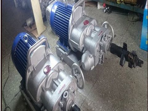 點擊查看詳細信息<br>標題：巖石電鉆 閱讀次數：1749