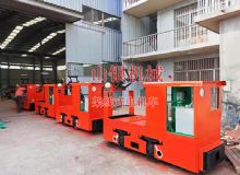 點擊查看詳細信息<br>標題：架線式電機車 閱讀次數：1594